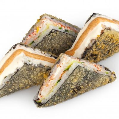 Сэндвич с креветкой в Каратэ Суши по цене 500 ₽