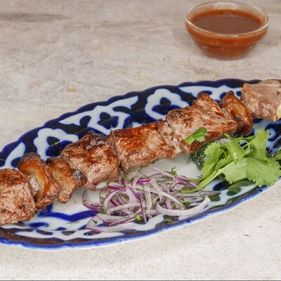 Шашлык из говядины в Узбекская кухня по цене 450 ₽