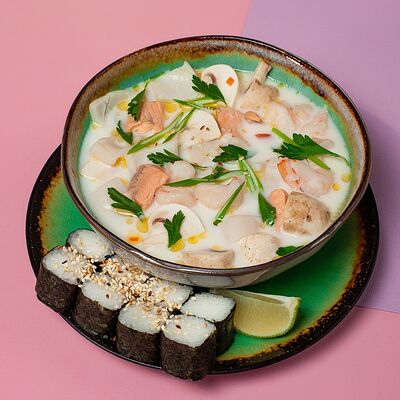 Суп сливочный с морепродуктами в Точка Вкуса по цене 495 ₽