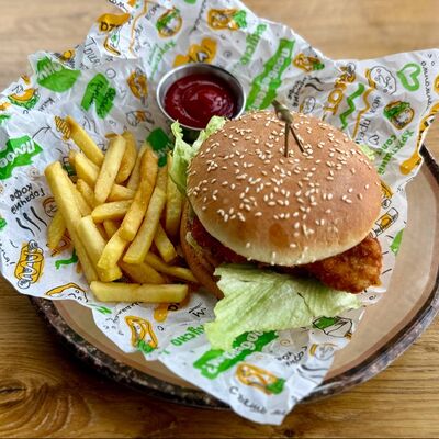 Детский бургер с картофелем фри в Филин-термы по цене 390 ₽