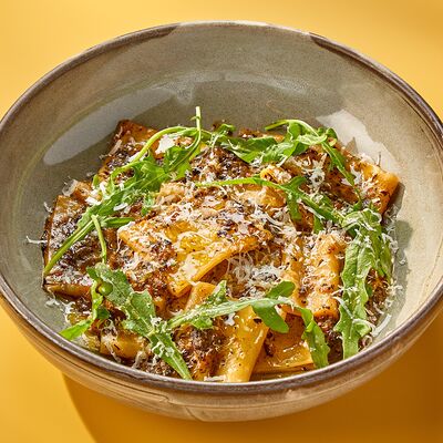 Паста в соусе с грибамив Пеперончино по цене 595 ₽