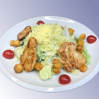 Цезарь с курицей в Фудмолл Кузня по цене 549 ₽
