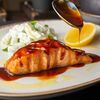 Стейк из лосося с соусом терияки и салатом из огурцов в Сытый Лось по цене 990