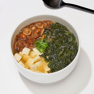 Мисо-суп классический в Много лосося по цене 320