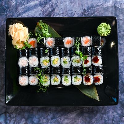 Сет Мини в Контейнер по цене 1600 ₽