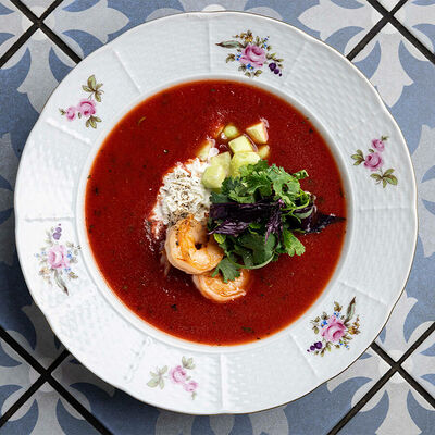 Гаспачо с креветками и страчателлой в MANANA по цене 720