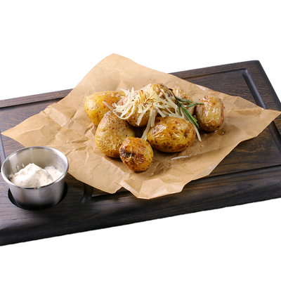 Беби-картофель с пармезаном и трюфельным соусом в GrU seasons по цене 430 ₽