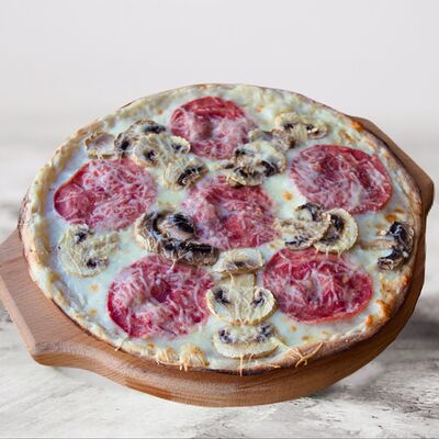 Пицца с ветчиной и грибами халяль в Бёргер Стейк по цене 1079 ₽