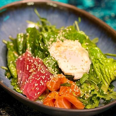 Сашими салатв НА ЛУНЕ по цене 920 ₽