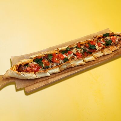 Пиде с мясом в Pro Pita по цене 730 ₽
