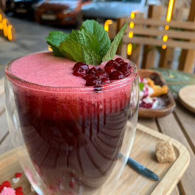 Бруснично-вишневый чай с мятой в Latte bar по цене 280 ₽