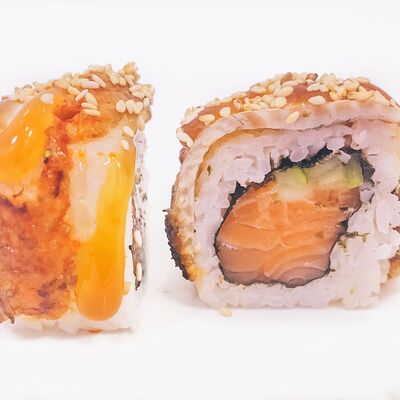 Ролл Канада в Sushi King по цене 375 ₽