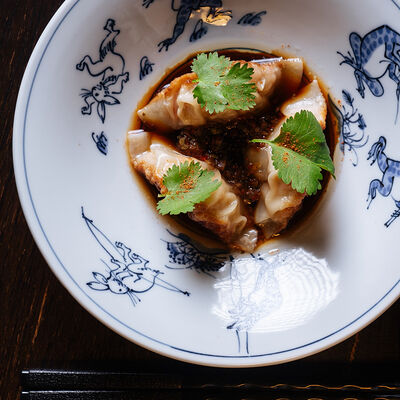 Гедза с крабом и креветкой в Self Edge Japanese по цене 900 ₽