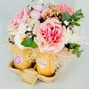 Розовые французские розы в стаканчике с ароматным кофев Дарите красиво по цене 3799