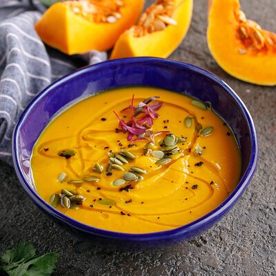 Тыквенный крем-суп в Пряности & Радости на Васильевском по цене 380