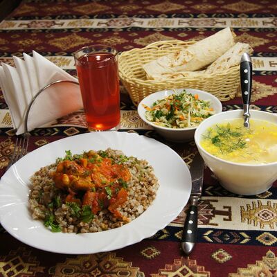 Бизнес-ланч №2 в FastШашлык и Хинкали по цене 500 ₽