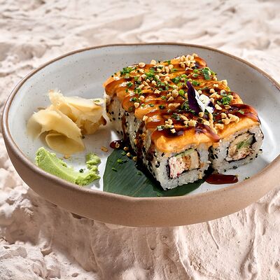 С угрем и фэйковым крабом в Meet.Point по цене 620 ₽