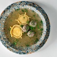 Наваристый бульон из домашней куры в ПолзуновЪ