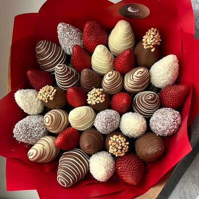 Букет Сочность М в Jannat berry по цене 5899 ₽