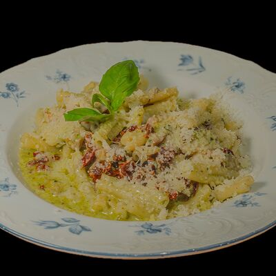 Паста Альфредов Кухня по цене 520 ₽