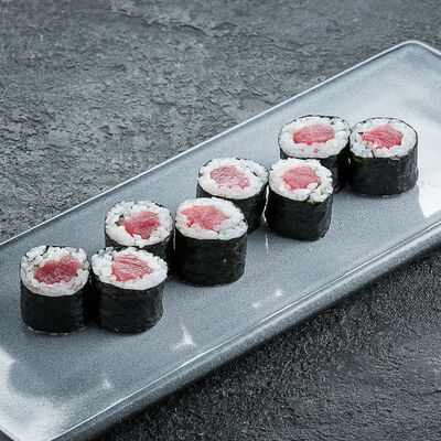 Маки с тунцом в Ikigai по цене 490 ₽