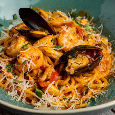 Паста с морепродуктамив William Bass по цене 1100 ₽