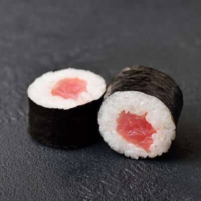 Магуро маки в Дзиро суши-бар по цене 550 ₽