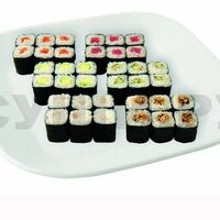 Ролл классический острый с тунцом в SushiPizza