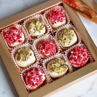 Набор конфет Кокосовый трюфель №9 в Кондитерская SunbeamCake по цене 1890 ₽