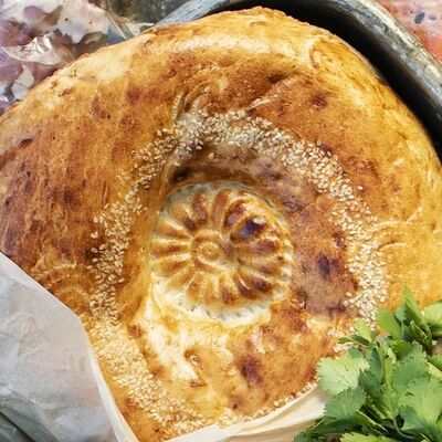 Лепешка по-узбекски из тандыра в Наша кухня по цене 70