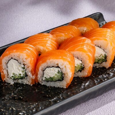 Филадельфия с лососем в Чайхана Пахвала по цене 980 ₽