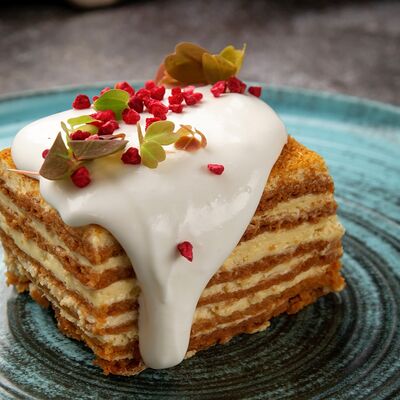 Торт Медовый в Duran Bar & Grill по цене 296