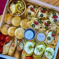 Завтрак Домашний Fish L в Кейтеринг Pro Brunch