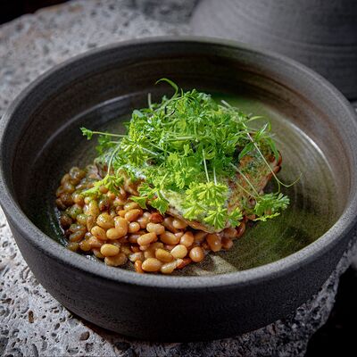 Филе чавычи с кедровой кашей в MANUL по цене 2800 ₽