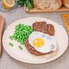 Бифштекс рубленный с яйцом и зеленым горошком в У Палыча. С пылу, с жару! по цене 590