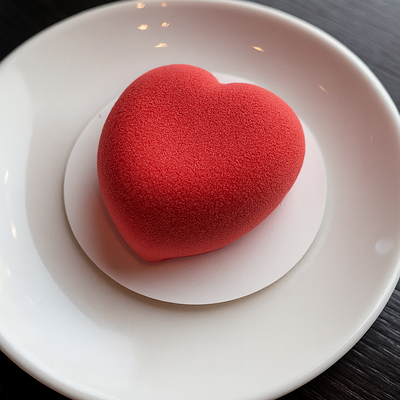 Мусс малина (сердечко) в Артхаус по цене 490 ₽