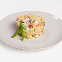 Салат Столичный с копченой курицей в Дом еды