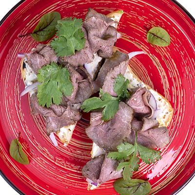 Брускетта с ростбифом в Тальятелло по цене 540 ₽