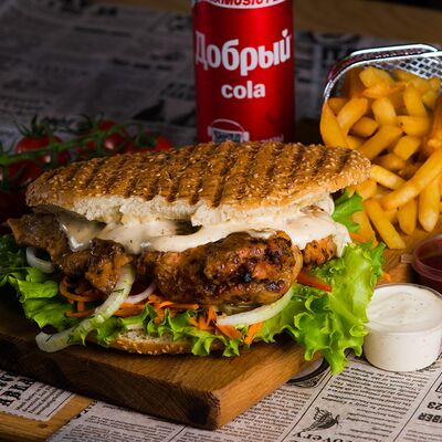 Комбо Московскийв Шаурма по Ливански по цене 810 ₽