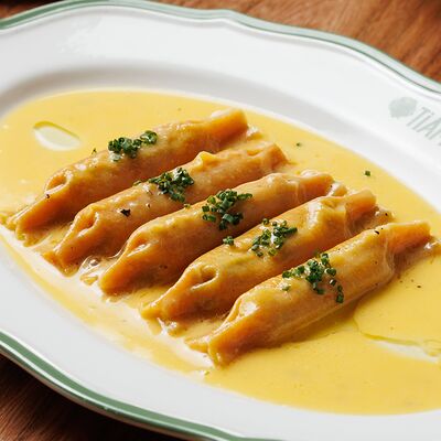 Карамелли с рикоттой и трюфелем в TiAMA по цене 1190 ₽