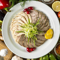 Ассорти из мясных деликатесов в Строгинская гавань