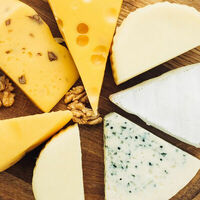 Сыр Маасдам в Paul