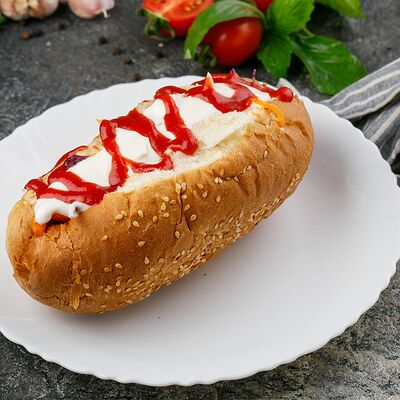 Хот дог в булочке в Евро кебаб по цене 120 ₽
