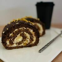 Рулет Сникерс в Likecake