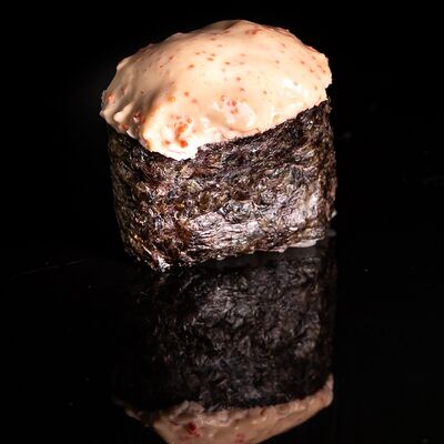 Запеченные суши с кальмаром в Sushiland по цене 131 ₽