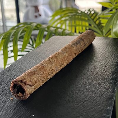 Трубочка шоколадная с фундуком в Кофейня Булка по цене 160 ₽