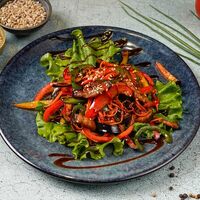Тёплый салат из баклажанов в КАФЕ ВЕСНА
