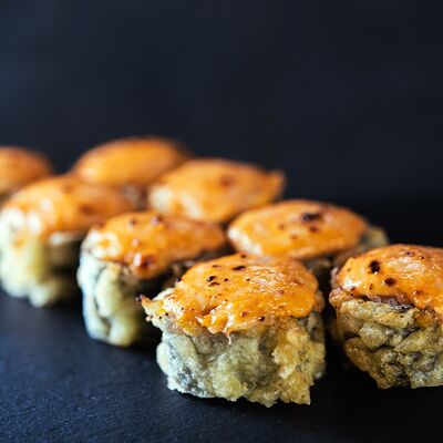 Теплый ролл с курицей в Ньокки по цене 545 ₽