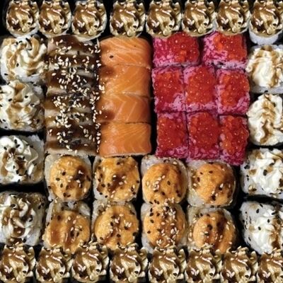 Ассорти в Nami Sushi-Bar по цене 1999 ₽