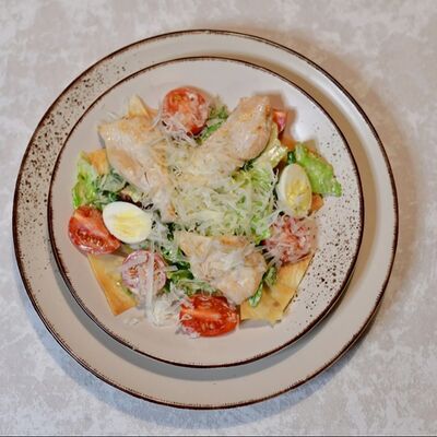 Цезарь с курицей в Давид по цене 400 ₽